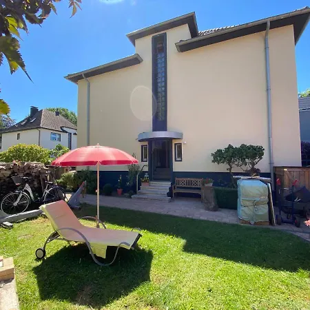 Blick Ins Ruhrgebiet 아파트 보훔